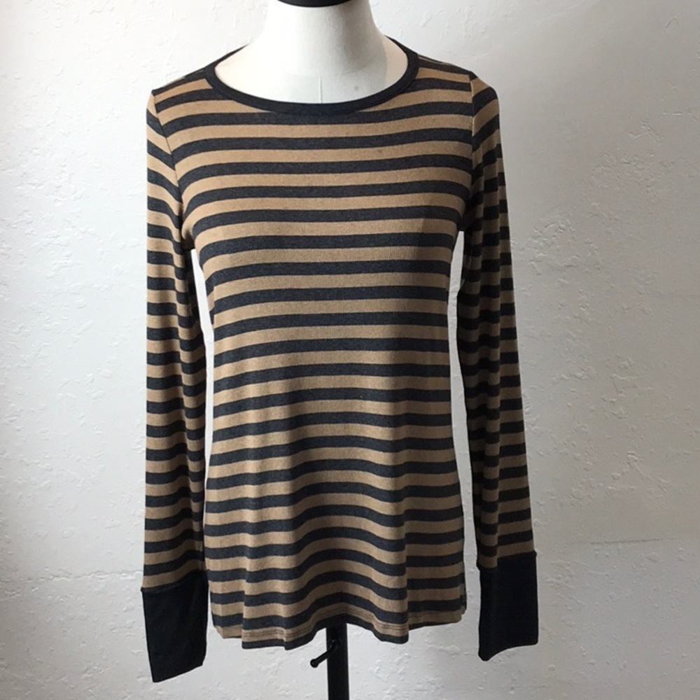 1x1 strip top